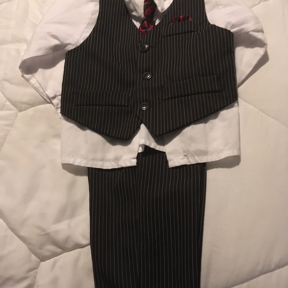 3-piece 2T suit